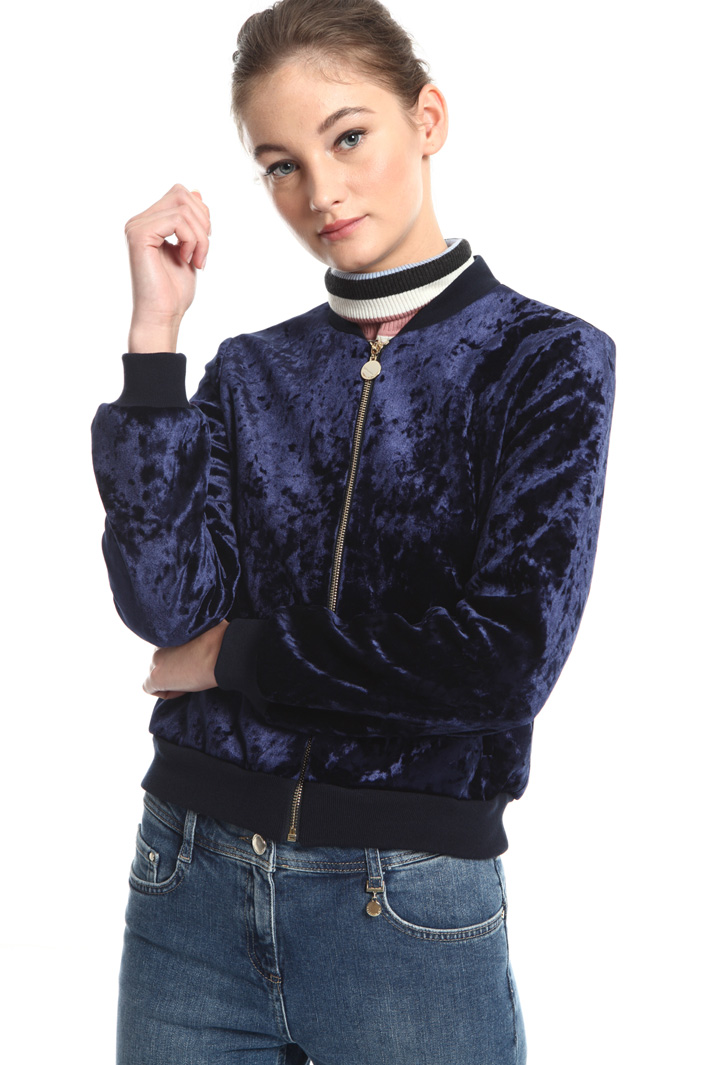 Velvet bomber jacket Intrend Velvet bomber jacket Intrend
