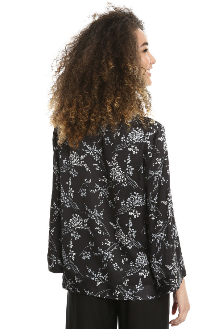 Viscose satin blouse Intrend Viscose satin blouse Intrend