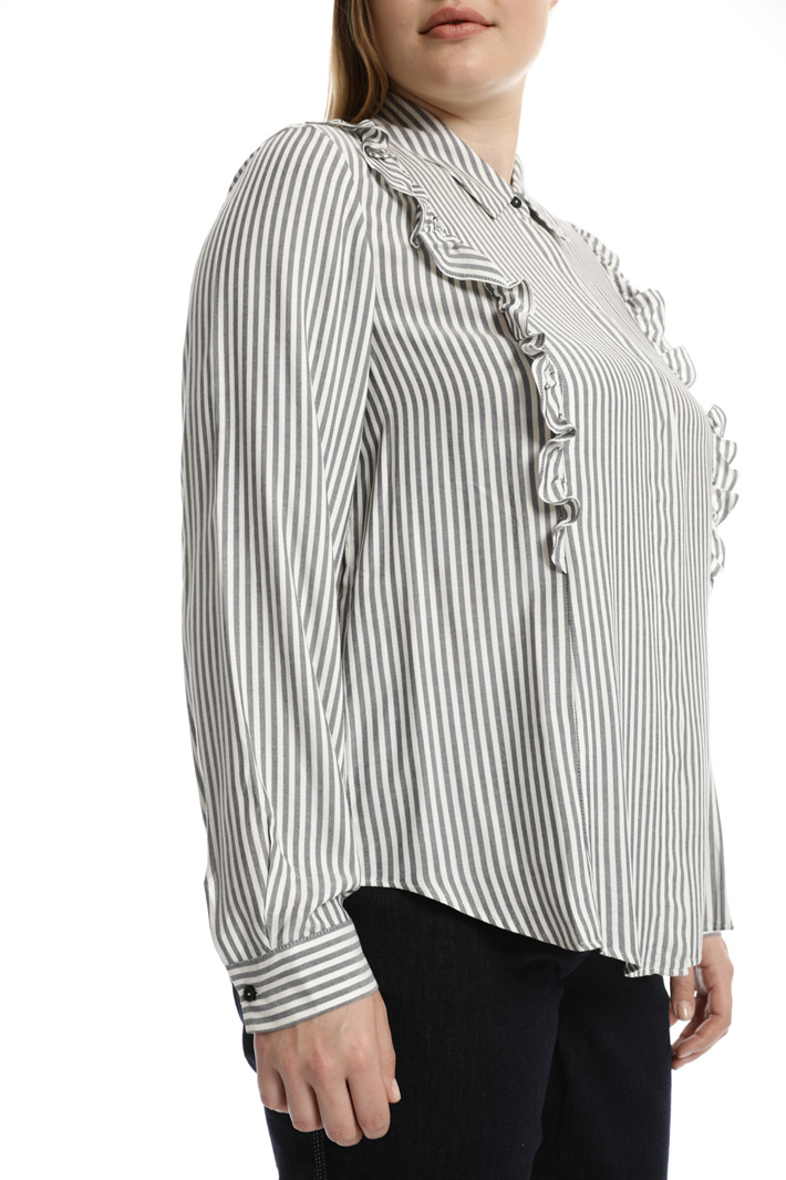 Checked viscose shirt Intrend Checked viscose shirt Intrend