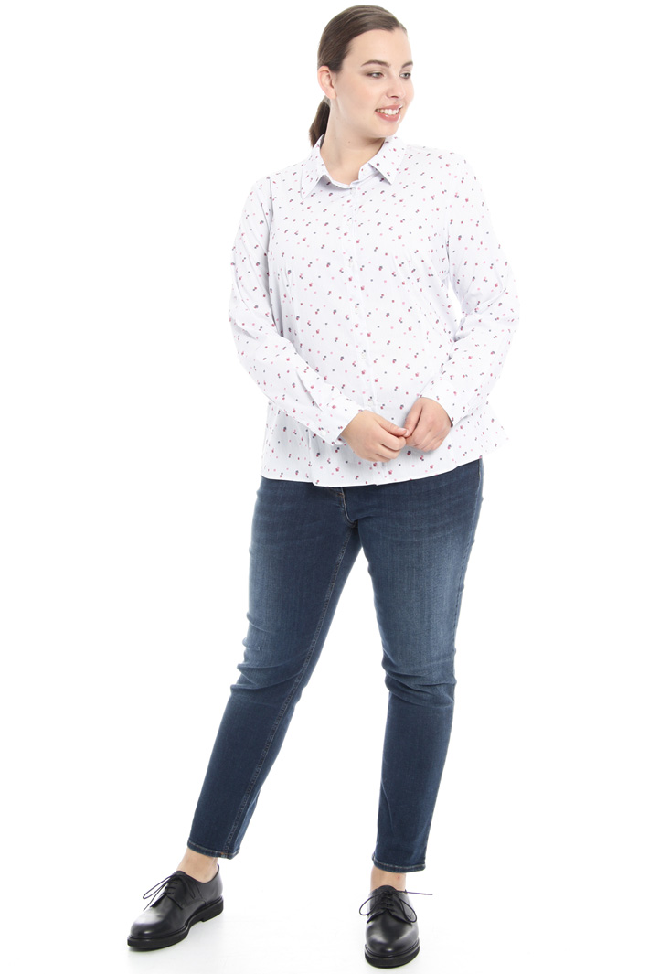 Yarn-dyed cotton shirt Intrend Yarn-dyed cotton shirt Intrend