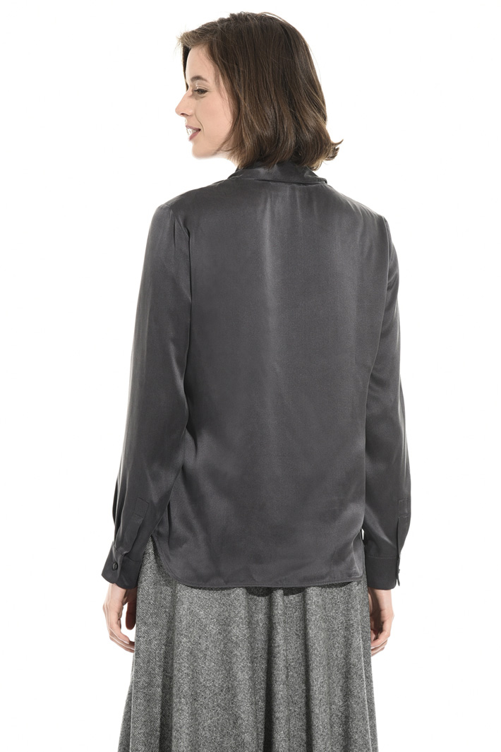 Silk satin blouse Intrend Silk satin blouse Intrend
