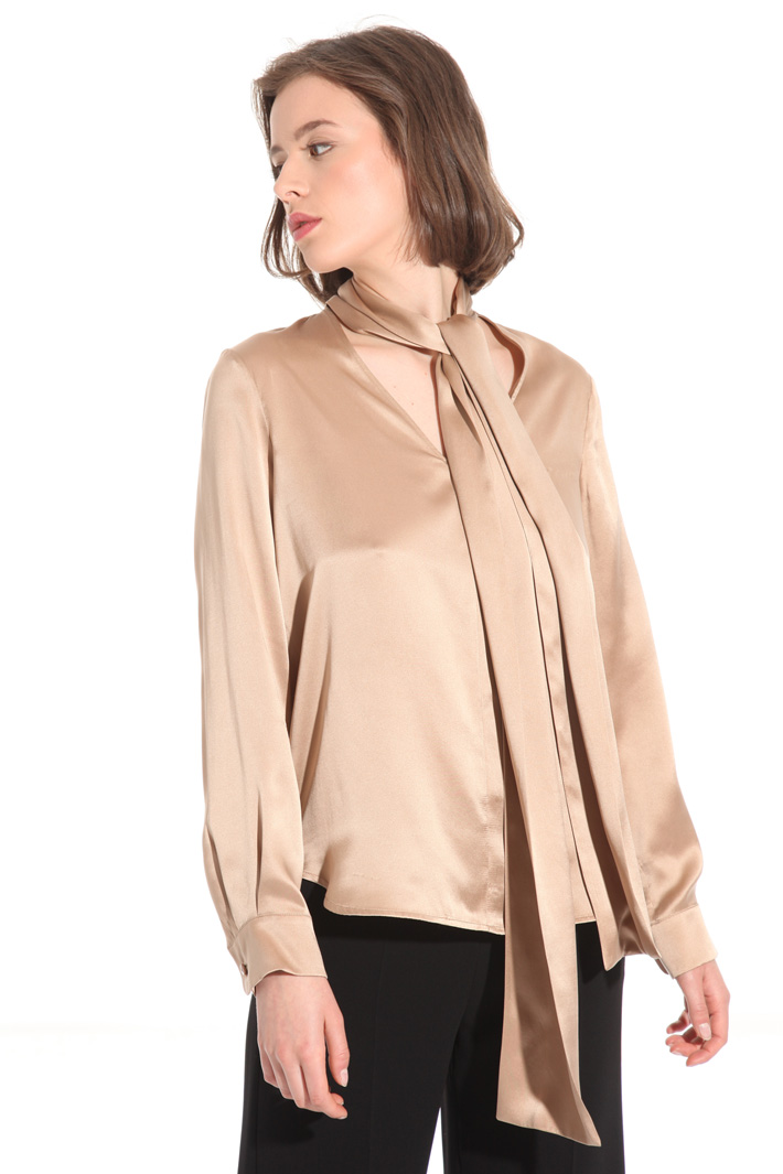 Silk satin blouse Intrend Silk satin blouse Intrend