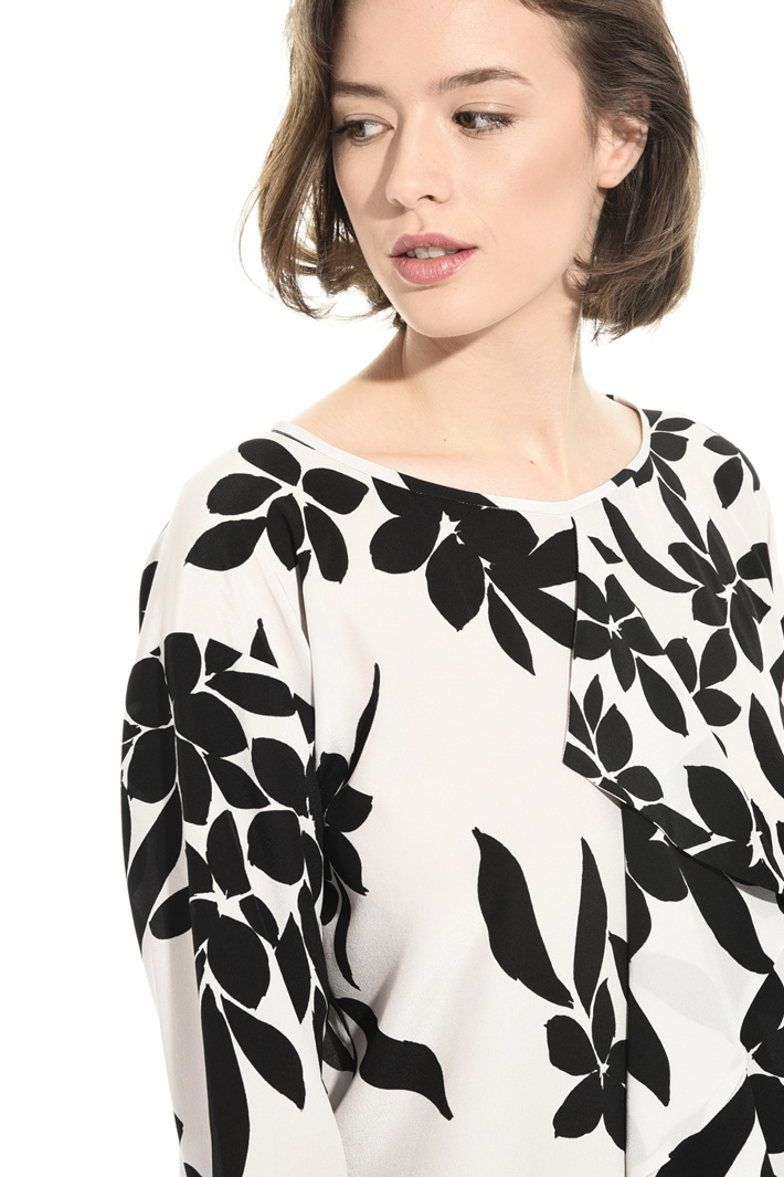 Crepe de chine blouse Intrend Crepe de chine blouse Intrend