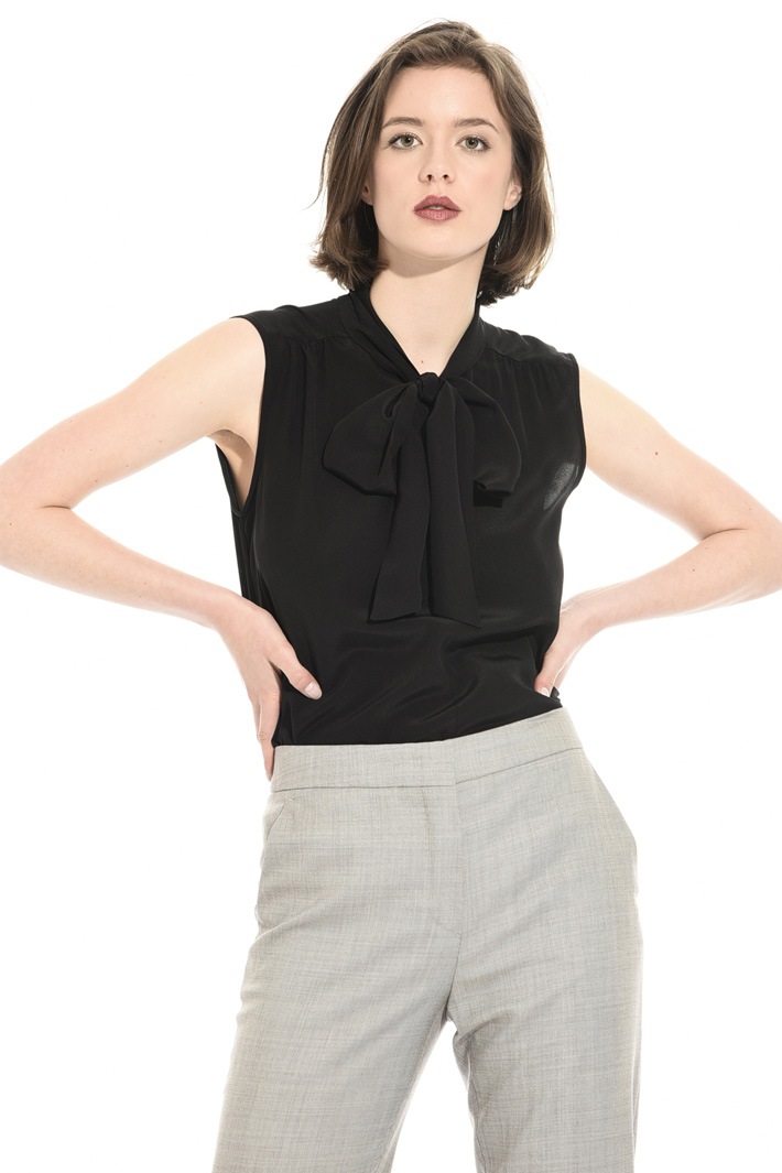 Jersey and crepe top Intrend Jersey and crepe top Intrend