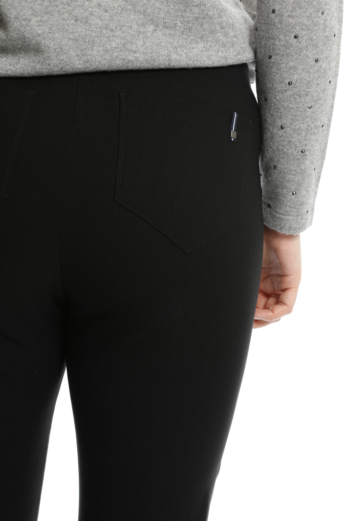 Trousers in stretch fabric Intrend Trousers in stretch fabric Intrend
