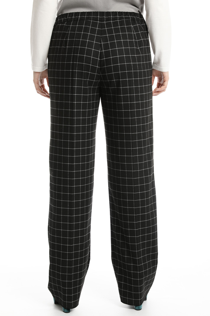 Straight leg flannel trousers Intrend Straight leg flannel trousers Intrend