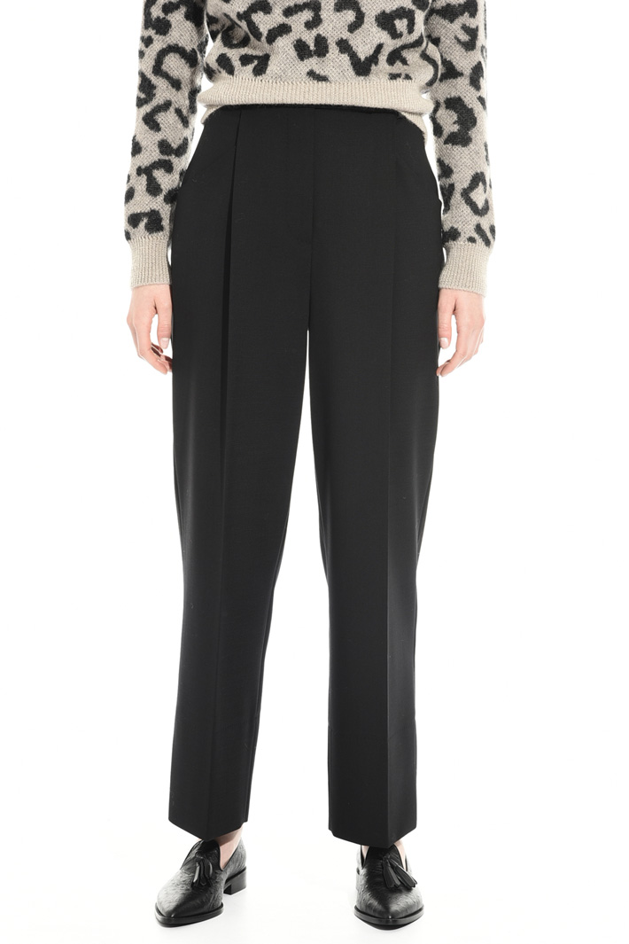 Trousers with patch pockets Intrend Trousers with patch pockets Intrend