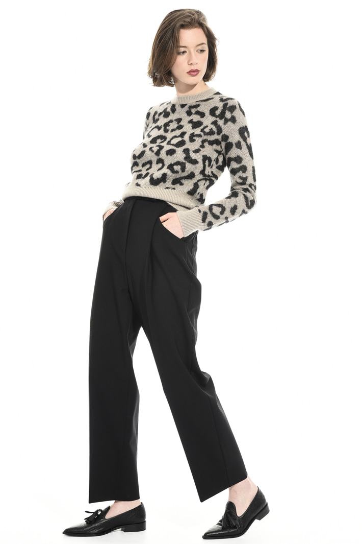 Trousers with patch pockets Intrend Trousers with patch pockets Intrend
