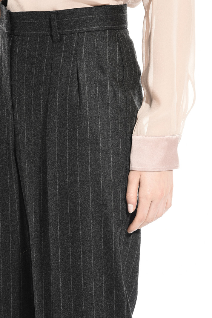 Pinstriped flannel trousers Intrend Pinstriped flannel trousers Intrend