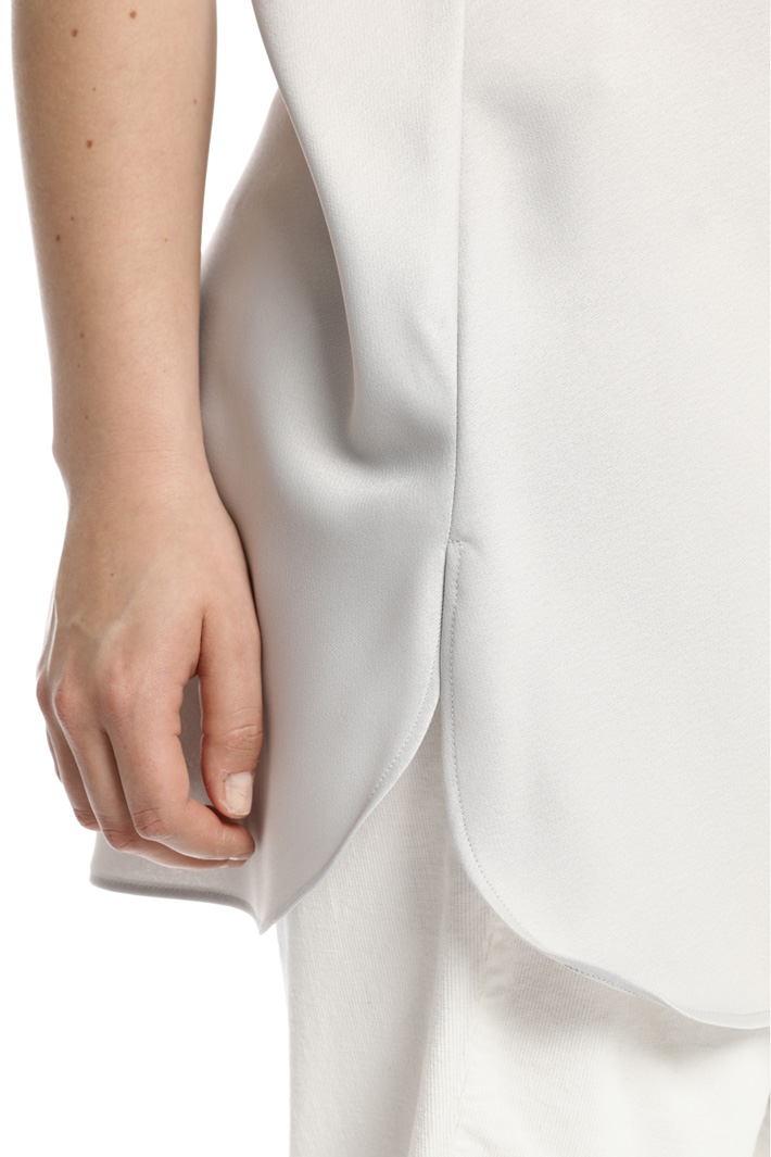 Glossy satin top Intrend Glossy satin top Intrend