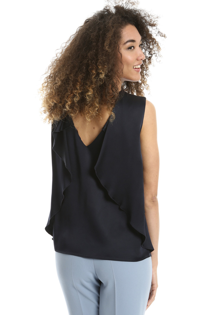 Back V-neck top Intrend Back V-neck top Intrend
