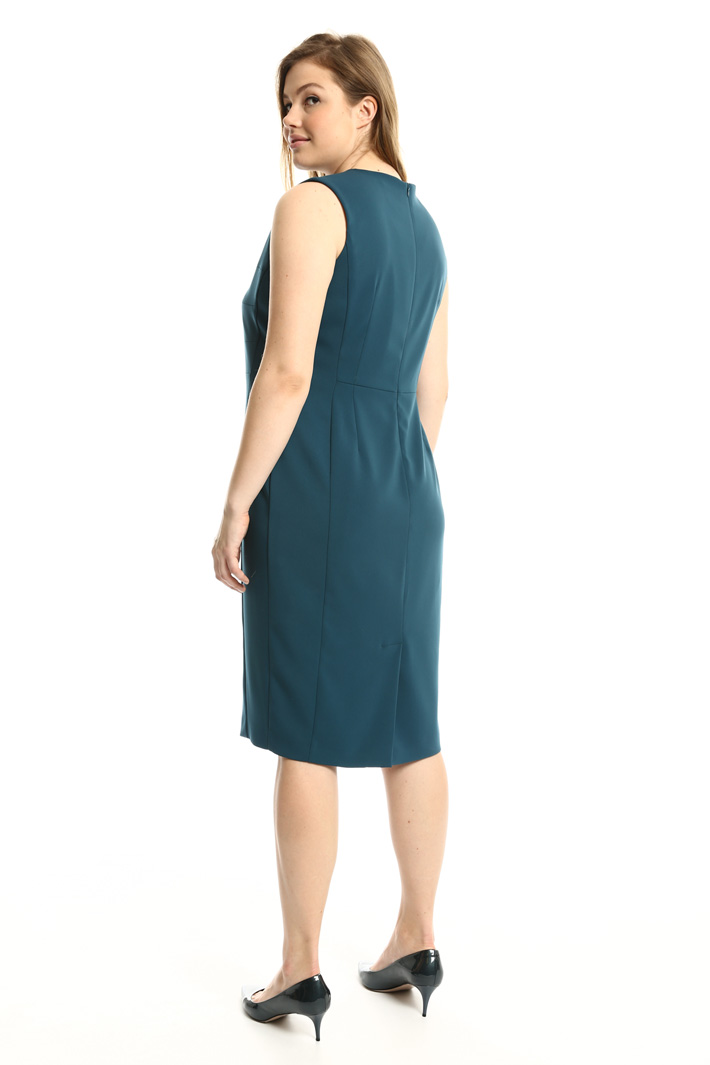 Sheath dress in stretch fabric
Intrend Sheath dress in stretch fabric
Intrend
