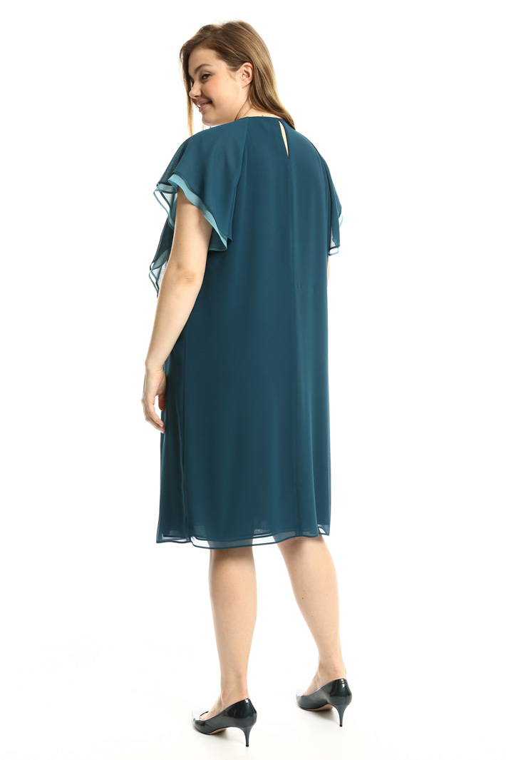 Two-tone georgette dress
Intrend Two-tone georgette dress
Intrend