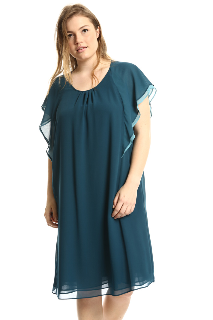 Two-tone georgette dress
Intrend Two-tone georgette dress
Intrend
