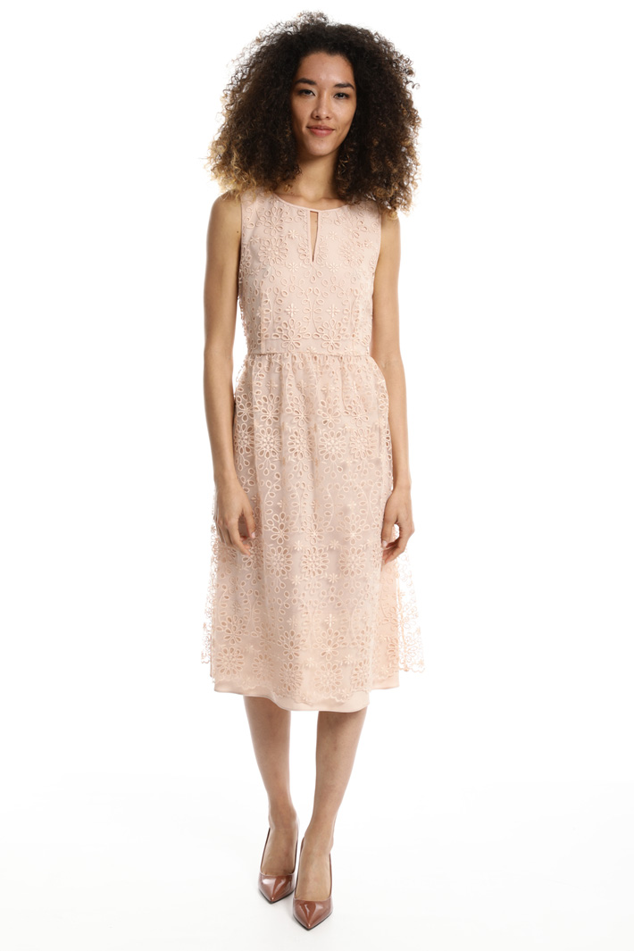 Broderie anglaise dress Intrend Broderie anglaise dress Intrend