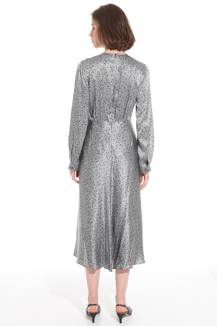 Fluid silk satin dress Intrend Fluid silk satin dress Intrend