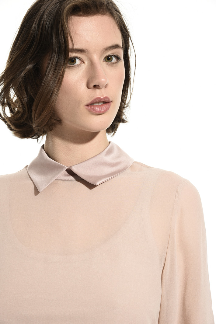 Georgette and satin blouse Intrend Georgette and satin blouse Intrend