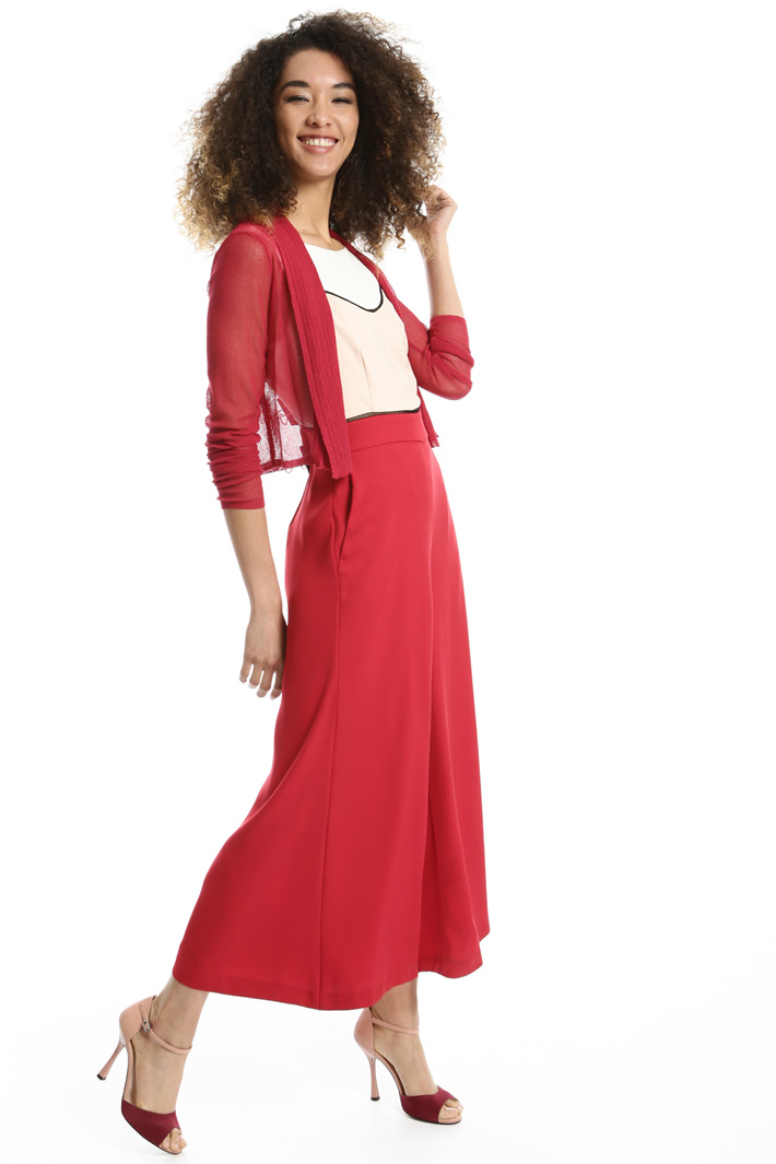 Knitted shrug in crepe fabric Intrend Knitted shrug in crepe fabric Intrend