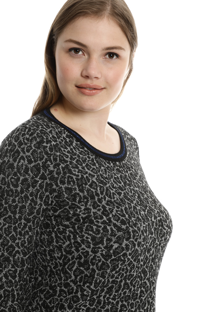 Spotted jacquard sweater Intrend Spotted jacquard sweater Intrend
