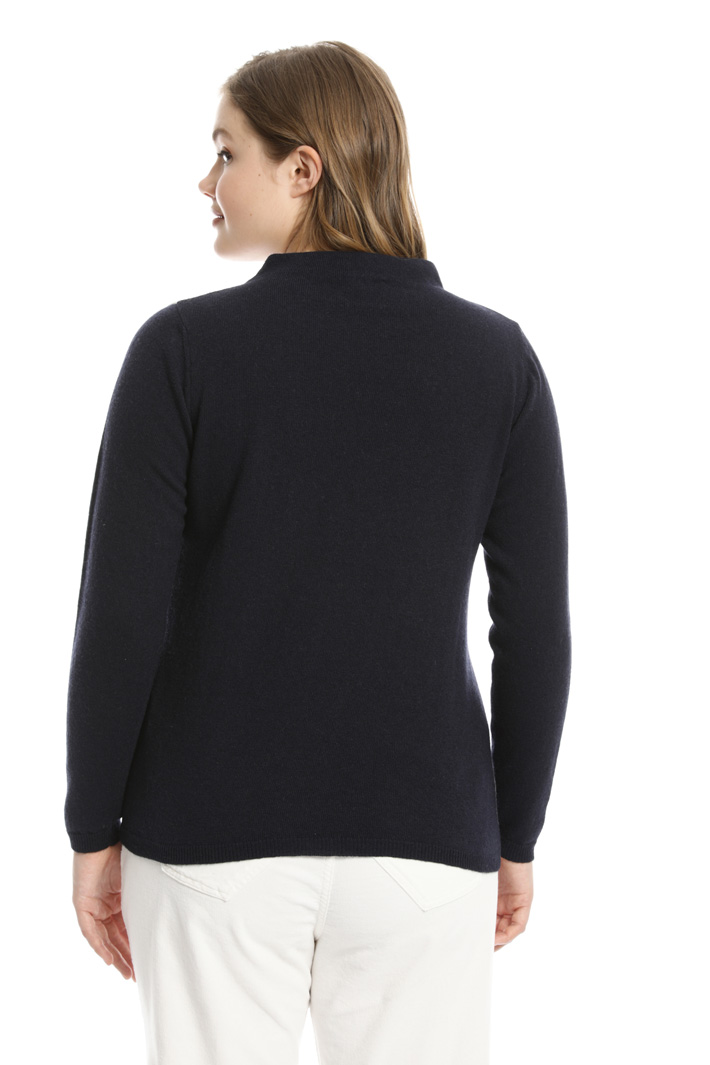 Cowl neck sweater
Intrend Cowl neck sweater
Intrend