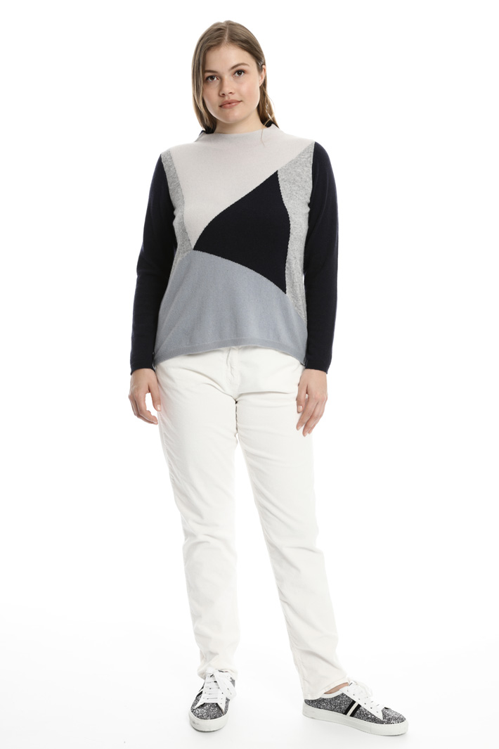 Cowl neck sweater
Intrend Cowl neck sweater
Intrend