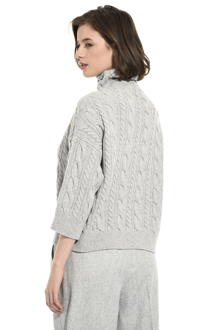 Braid stitch sweater Intrend Braid stitch sweater Intrend