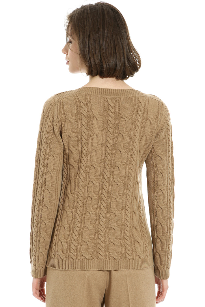 Braid stitch sweater Intrend Braid stitch sweater Intrend