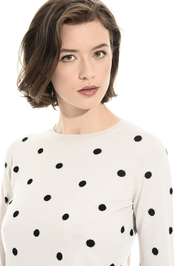 Polka-dot sweater Intrend Polka-dot sweater Intrend