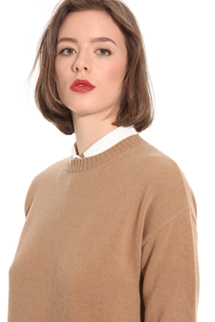 Sweater with slits Intrend Sweater with slits Intrend