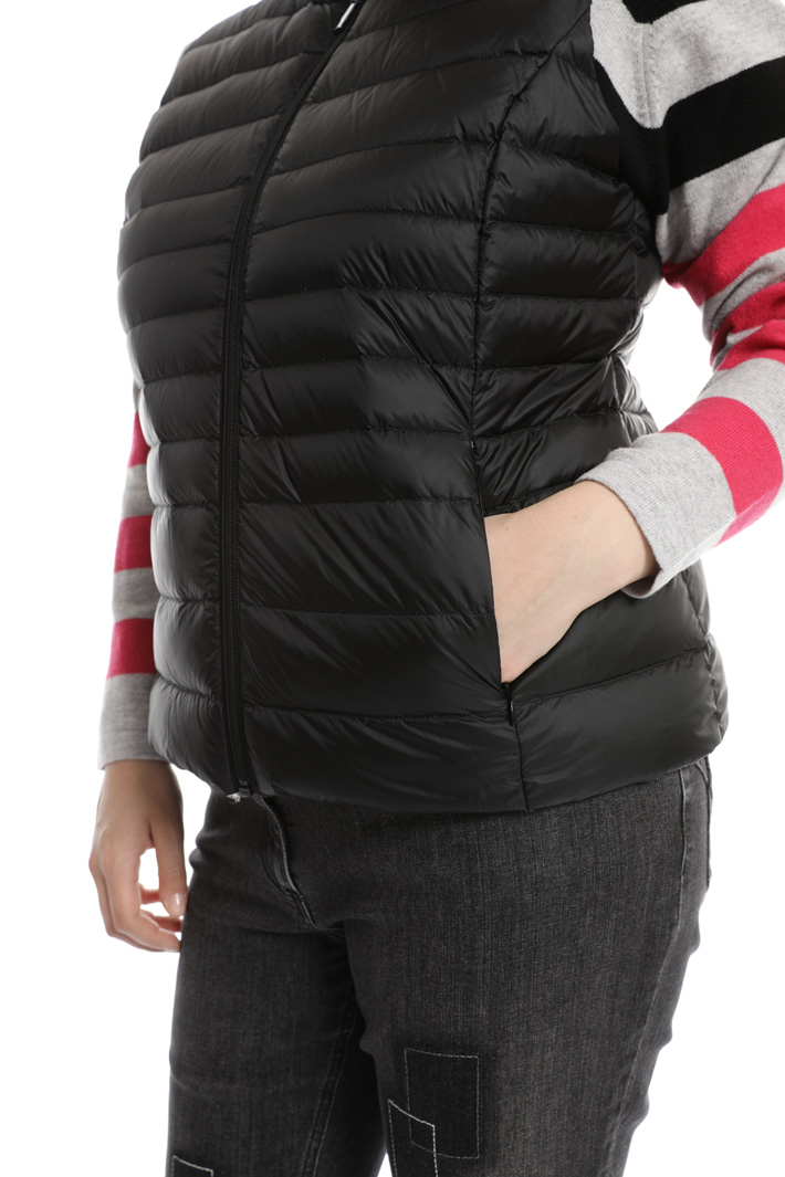 Quilted padded vest Intrend Quilted padded vest Intrend