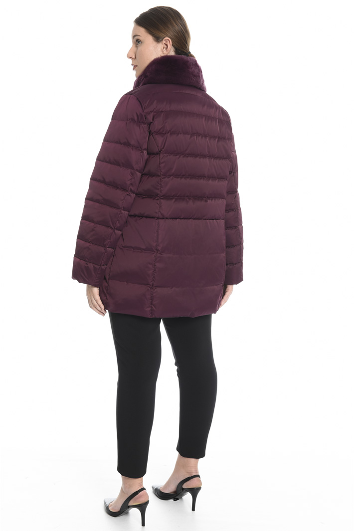 Down jacket with fur collar
Intrend Down jacket with fur collar
Intrend