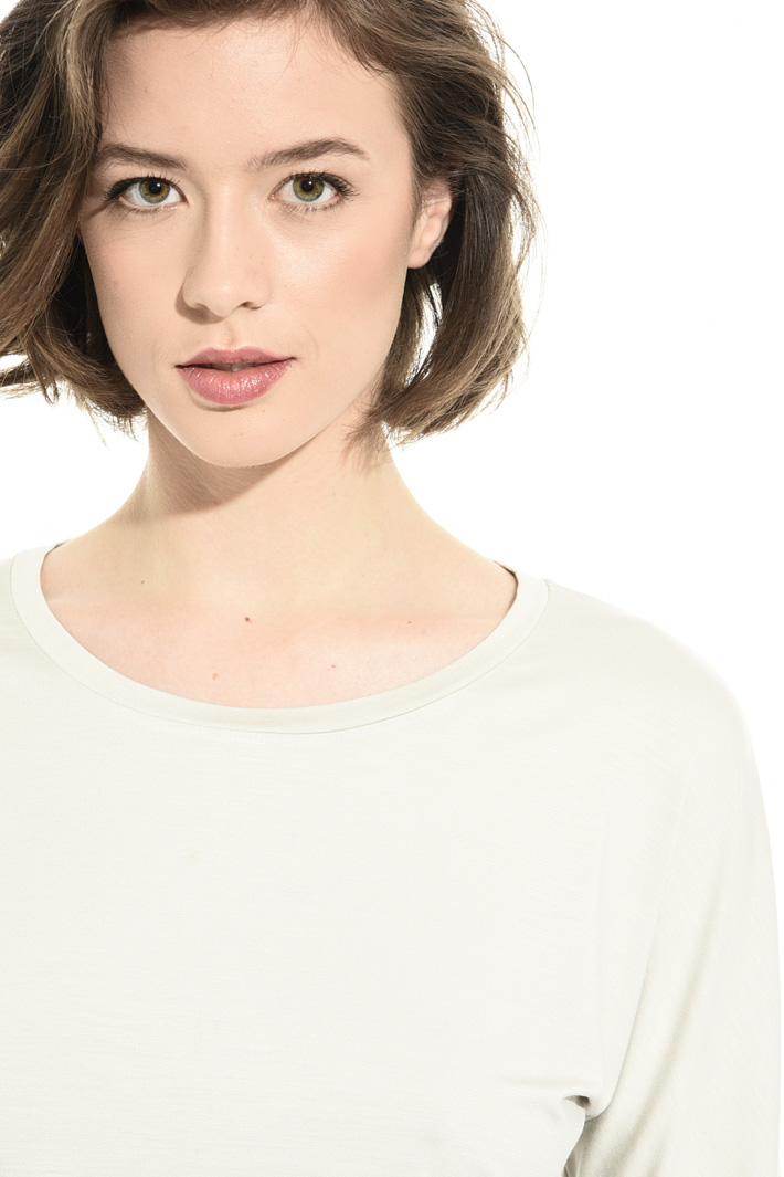 Round neck T-shirt Intrend Round neck T-shirt Intrend