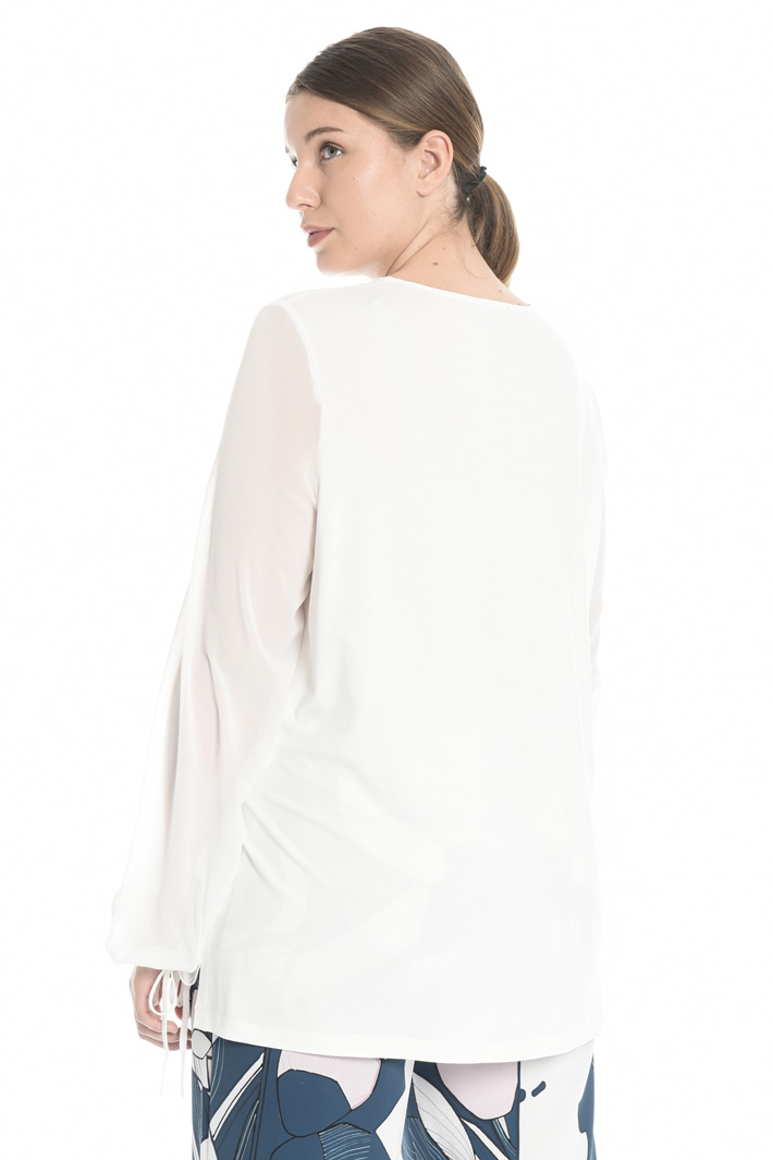 Jersey and fabric tunic
Intrend Jersey and fabric tunic
Intrend