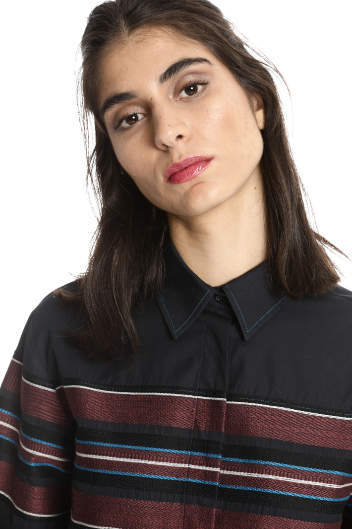 Embroidered shirt Intrend Embroidered shirt Intrend