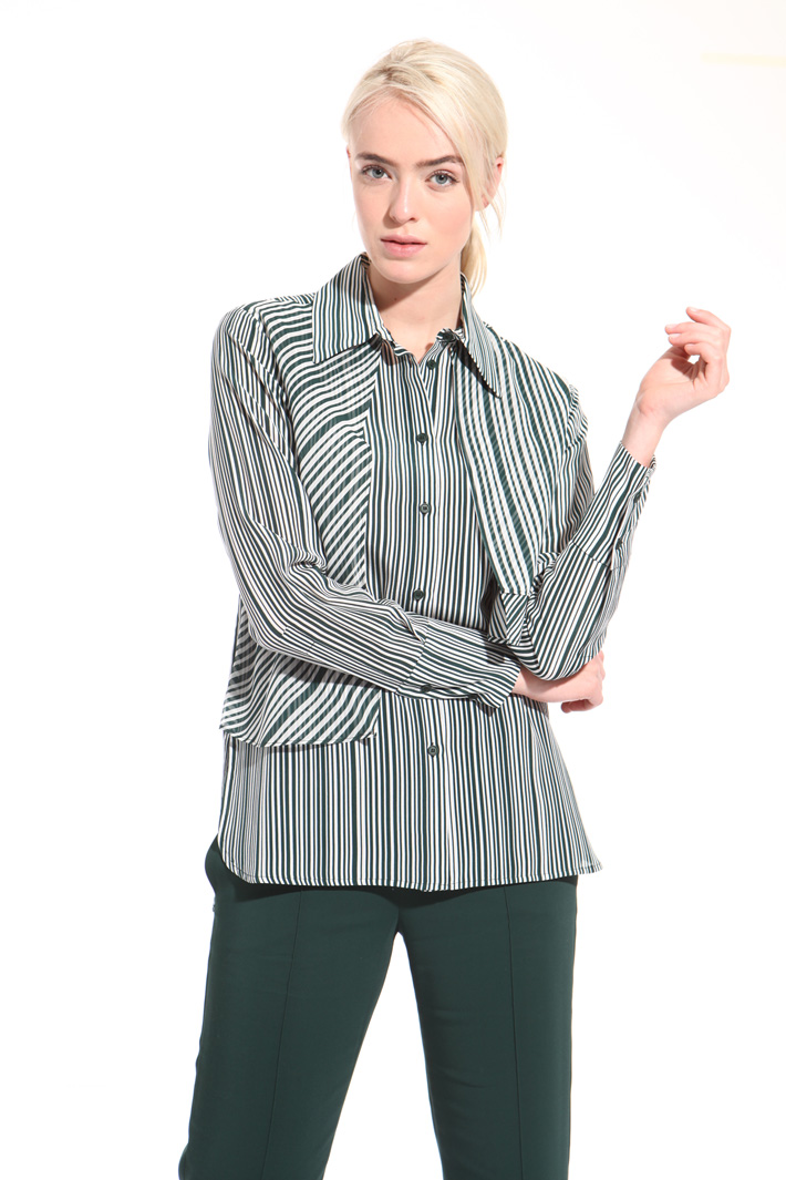 Striped crepe shirt Intrend Striped crepe shirt Intrend