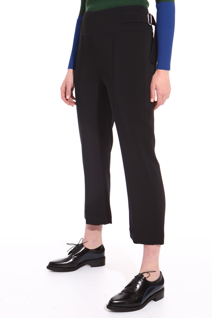 Cropped high waisted trousers Intrend Cropped high waisted trousers Intrend