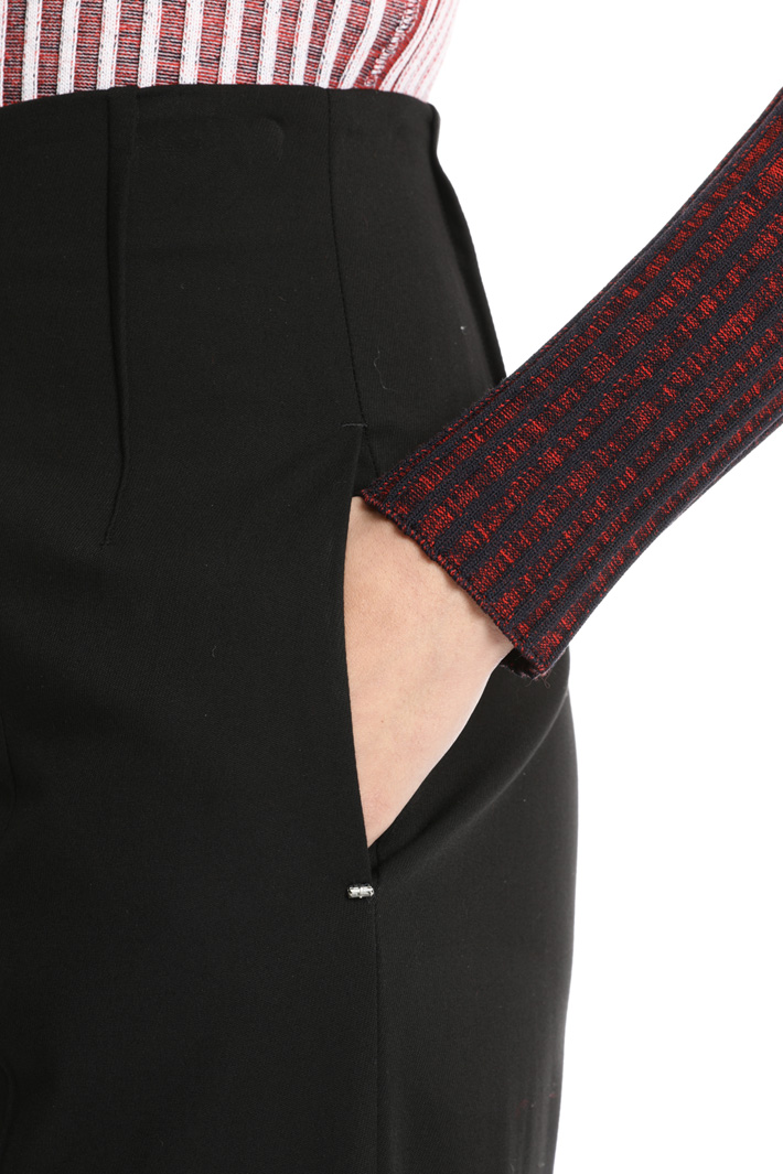 Wool twill trousers
Intrend Wool twill trousers
Intrend