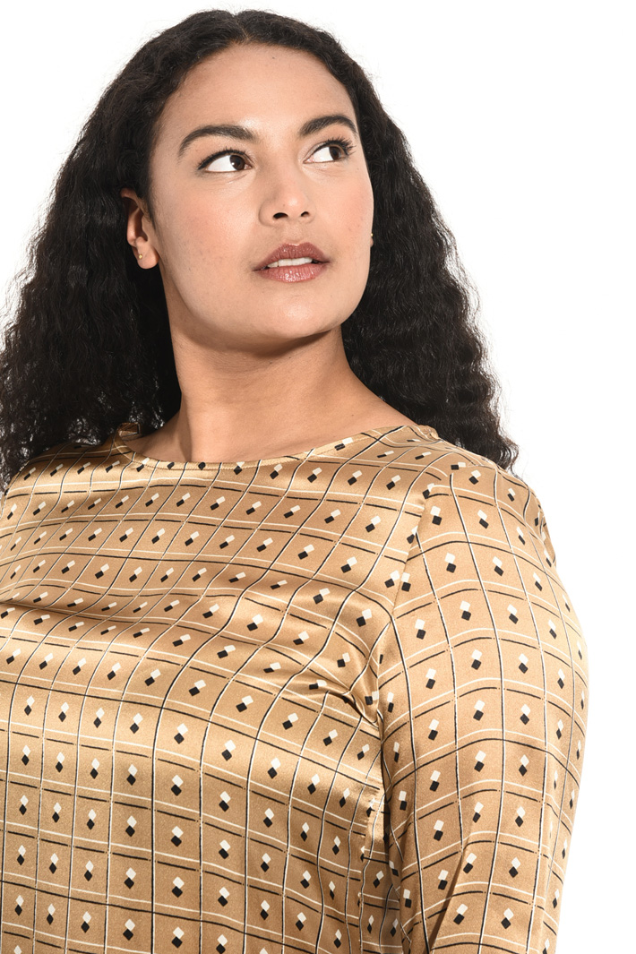 Silk satin tunic Intrend Silk satin tunic Intrend