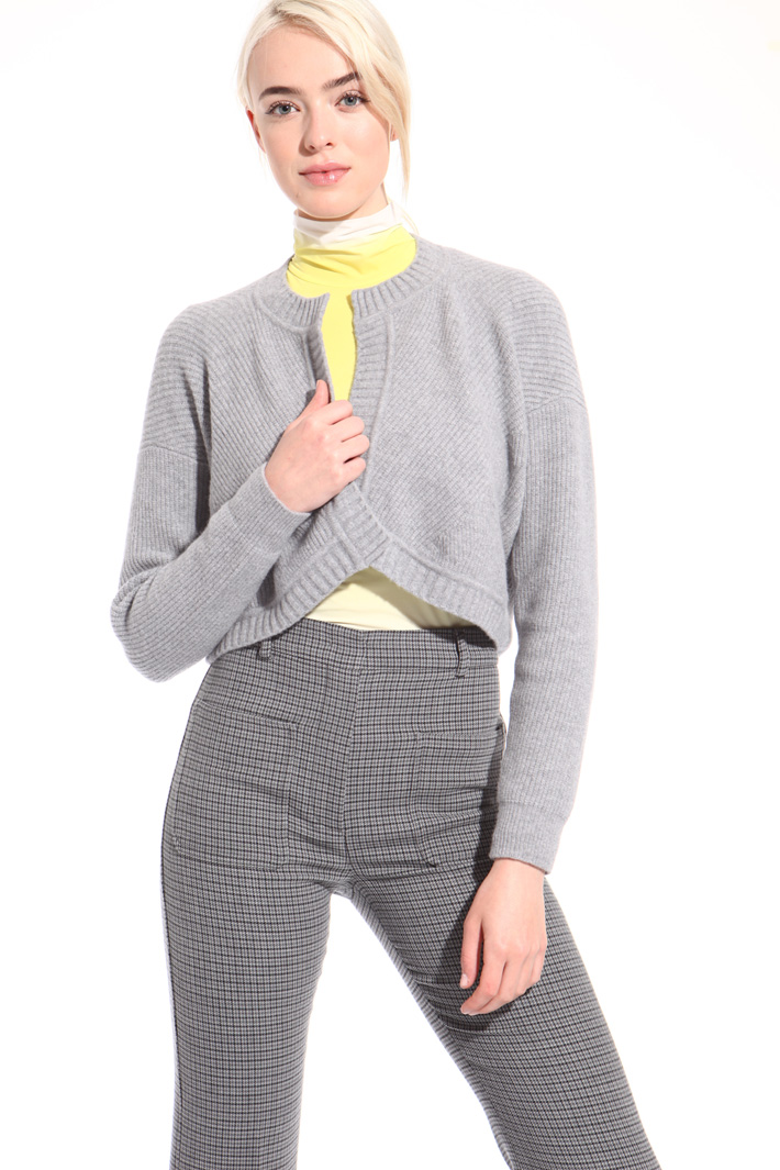 Angora wool shrug Intrend Angora wool shrug Intrend