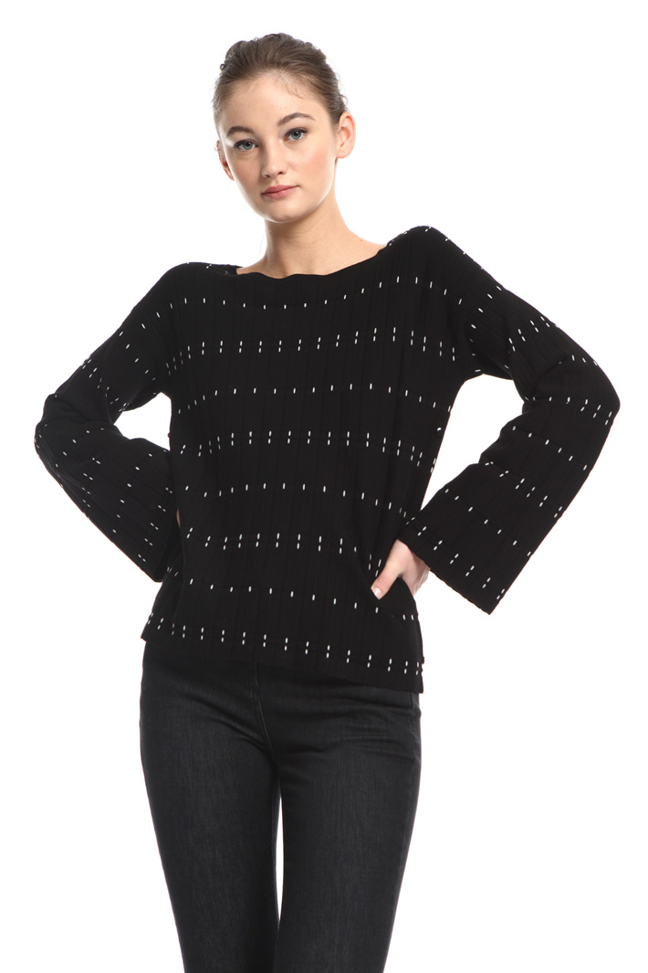 Flared sleeve sweater Intrend Flared sleeve sweater Intrend