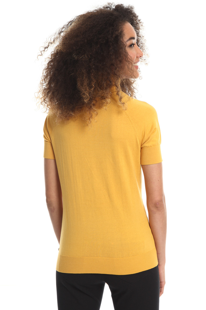 Short sleeve turtleneck top Intrend Short sleeve turtleneck top Intrend