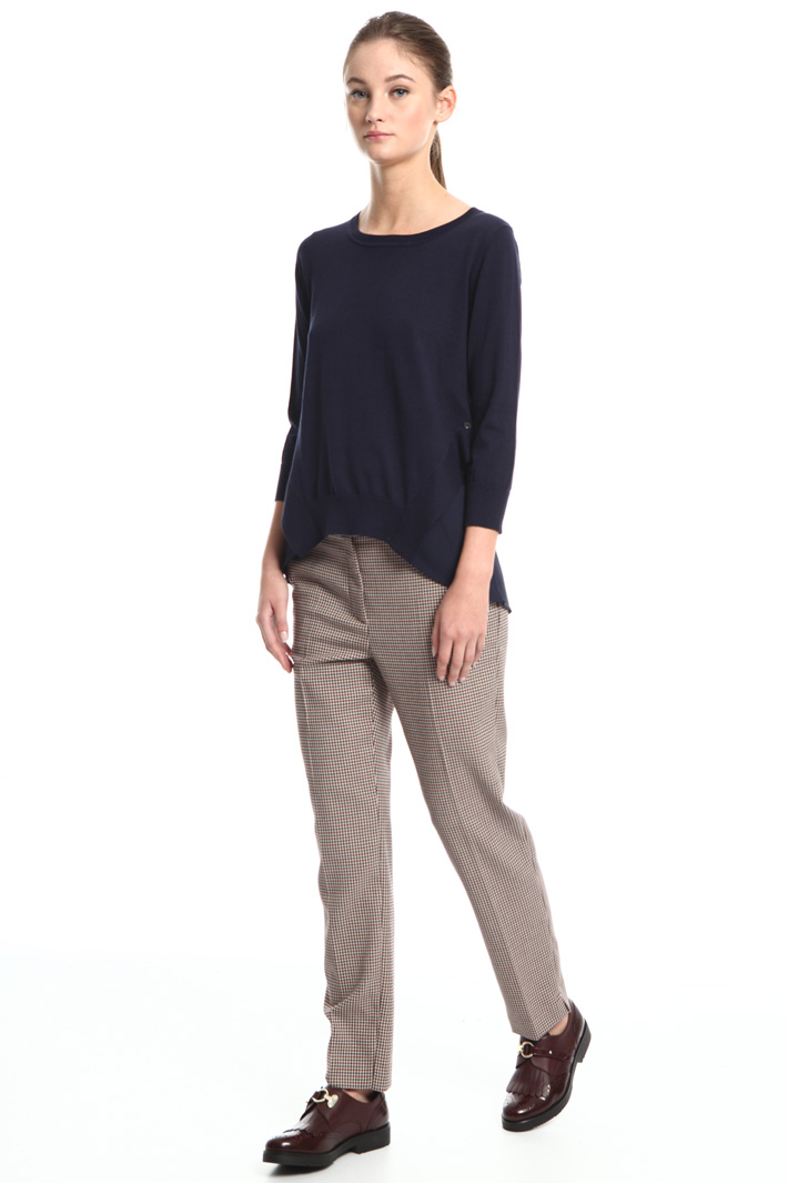 Sweater with crepe insert Intrend Sweater with crepe insert Intrend