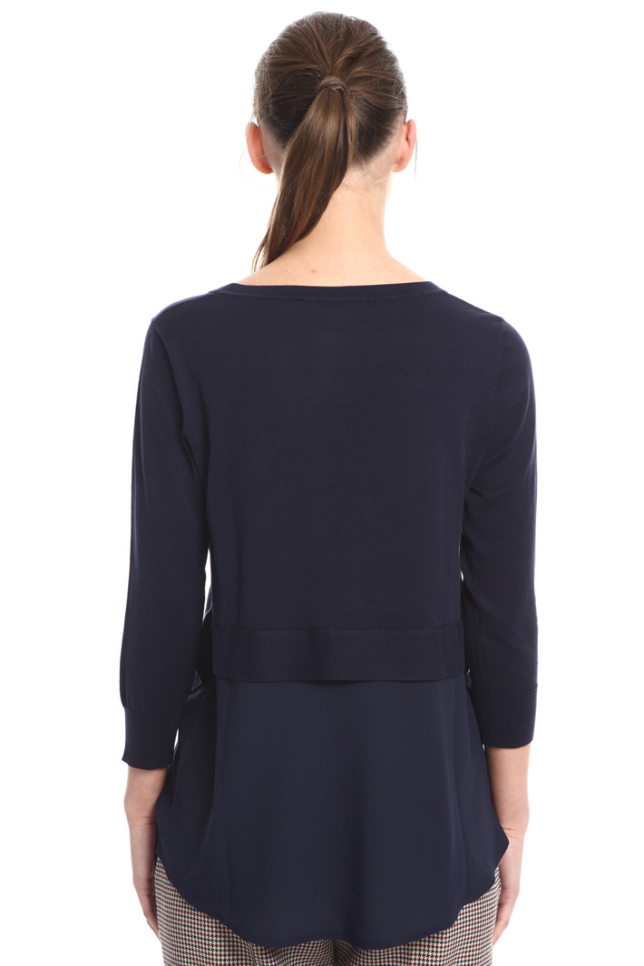 Sweater with crepe insert Intrend Sweater with crepe insert Intrend