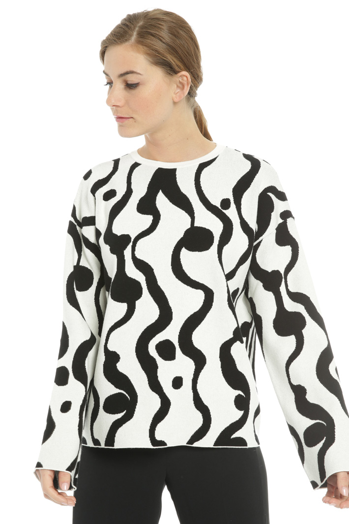 Sweater with contrasting pattern
Intrend Sweater with contrasting pattern
Intrend