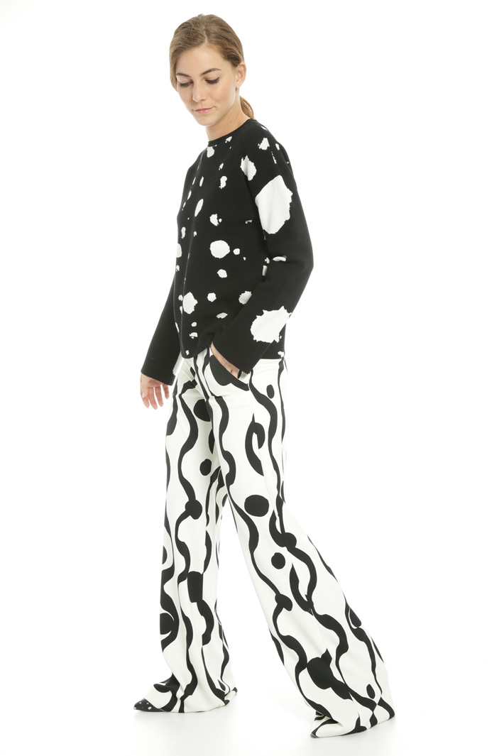 Sweater with contrasting pattern
Intrend Sweater with contrasting pattern
Intrend