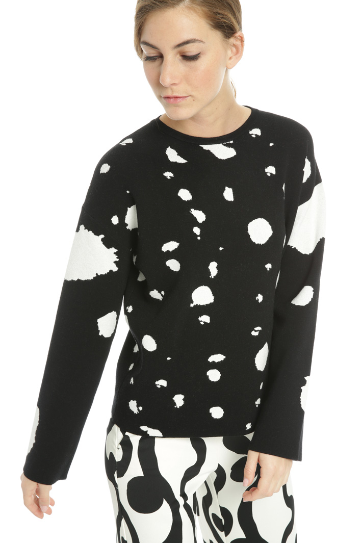 Sweater with contrasting pattern
Intrend Sweater with contrasting pattern
Intrend