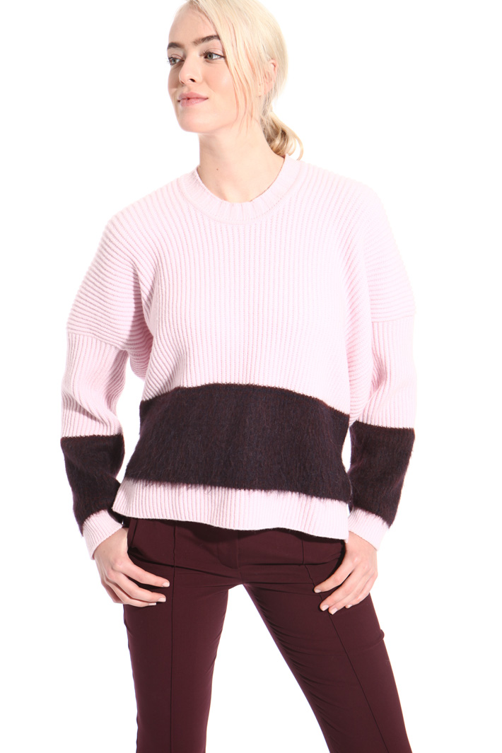 Angora wool sweater
Intrend Angora wool sweater
Intrend