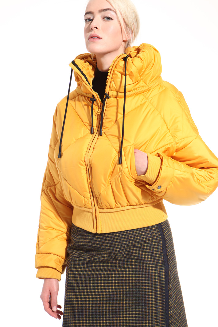 Quilted padded bomber
Intrend Quilted padded bomber
Intrend