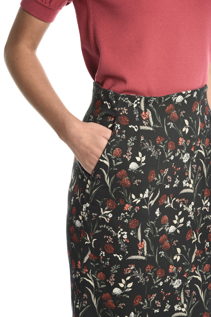 Jacquard sheath skirt Intrend Jacquard sheath skirt Intrend