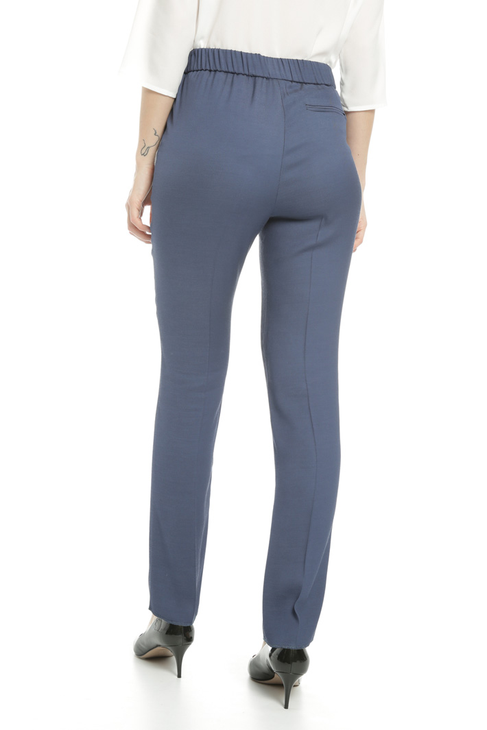 Viscose twill trousers
Intrend Viscose twill trousers
Intrend